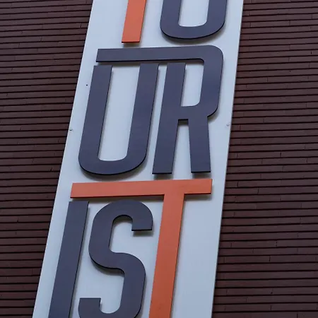 Tourist Meuble * Римини