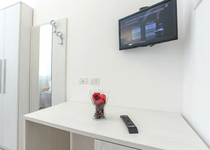 Tourist Meuble Szálloda *